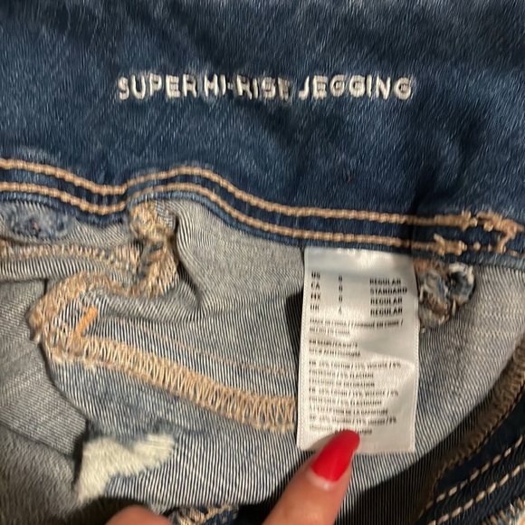 American Eagle Super high rise begging - Picture 4 of 5